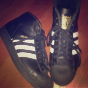 Black Adidas Pro Model